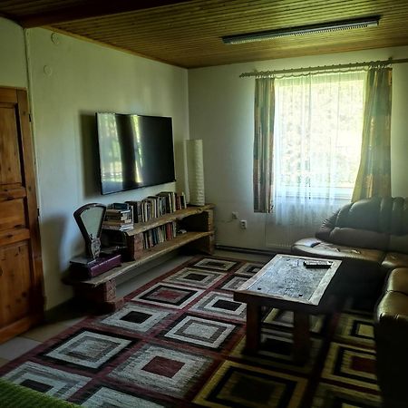 Green Apartments Lustenice Екстер'єр фото